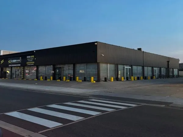 Local commercial de 400 m² - Cabestany Mas Guerido
