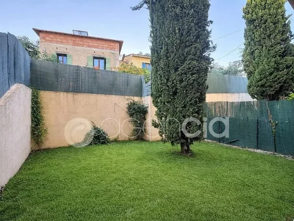 Cannes, croix des gardes avec jardin privé
