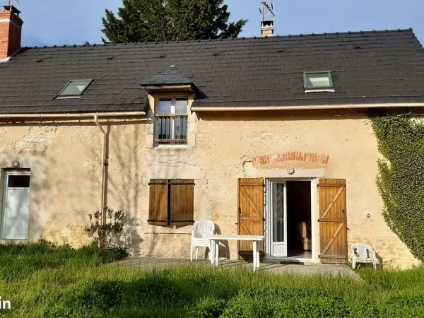 Location Maison mitoyenne et jardin à 15 min et NO de Bourges