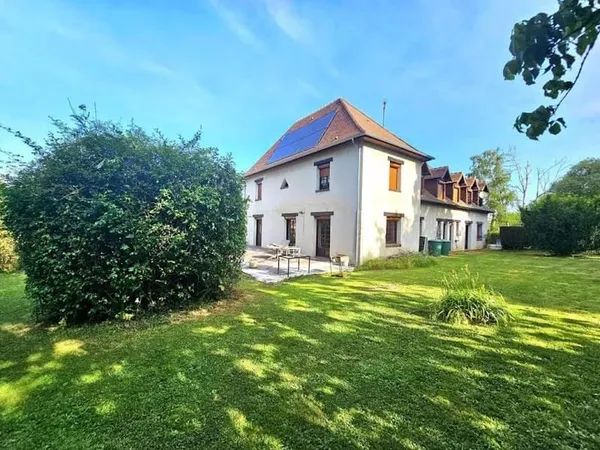 Maison 12 pièces 362 m²