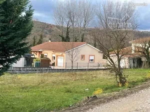 Terrain 1097 m² Saint-Rambert-d'Albon