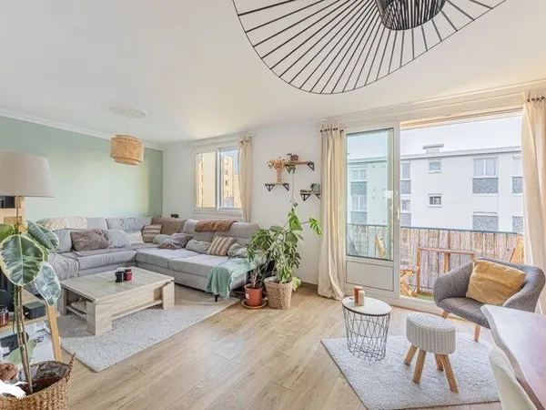 Appartement 4 pièces 77 m²