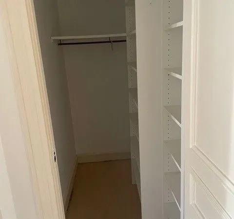 Location t2 dernier etage