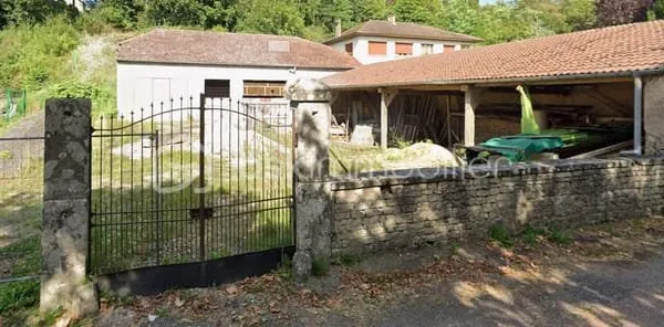 Grange à rénover à Bourbonne-les-Bains (52400)