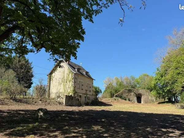 Maison de caractère avec parc arboré - Pellevoisin