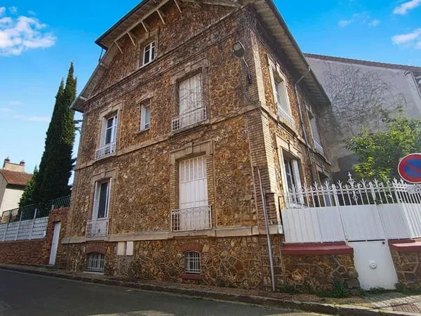 Maison 6 pièces 212 m²