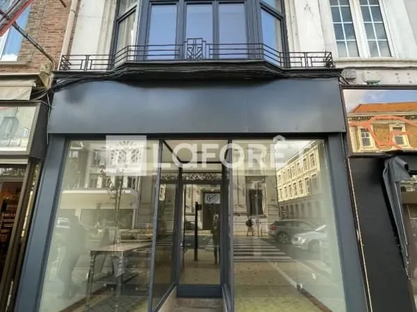 Local commercial 123 m²