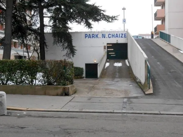 Parking en sous -sol 12 rue Nicolas Chaize près de Bellevue