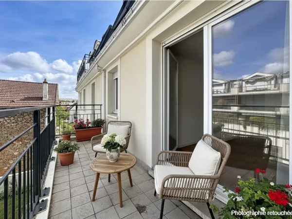 Plein centre ville Un appartement type 3 pièces avec Terrasse et parking !