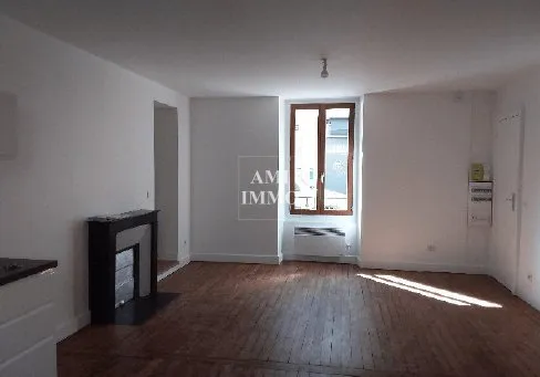 APPARTEMENT 2 PIECES - CENTRE BIEVRES