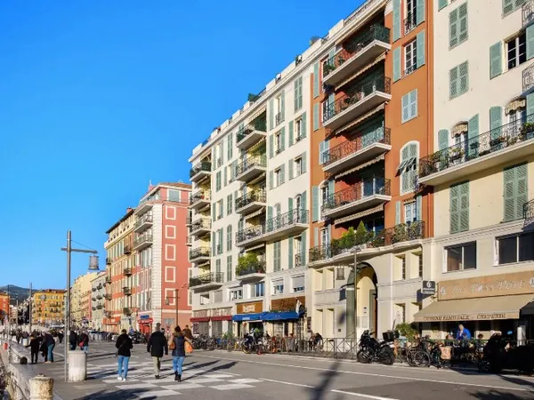 Studio 1 pièce 25 m²