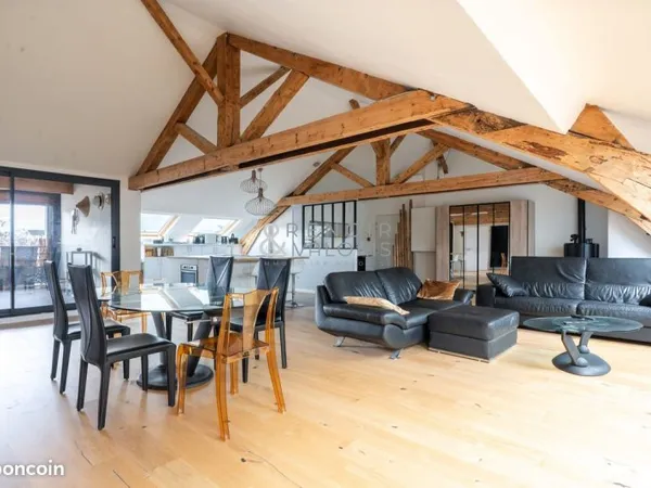 Loft 4 pièces 129 m²