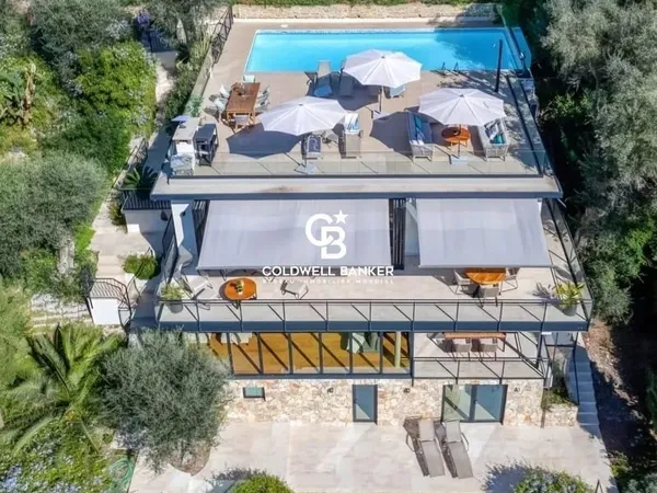 VILLA MODERNE RENOVEE - PISCINE / VUE MER / TERRASSES