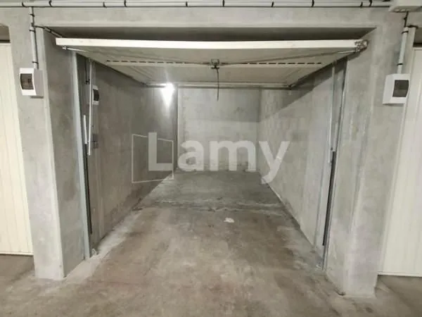 Garage/box 12 m² Annecy