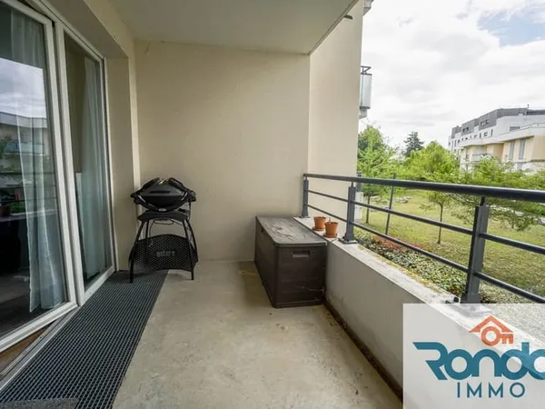 APPARTEMENT TYPE 3 / 2 CHAMBRES / 61 M2 CARREZ / BALCON / PL