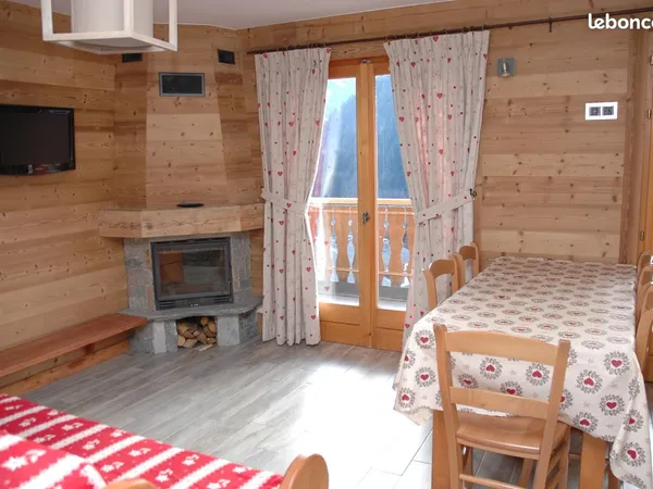 3 pièces duplex 50 m2 à louer a l année a Chatel
