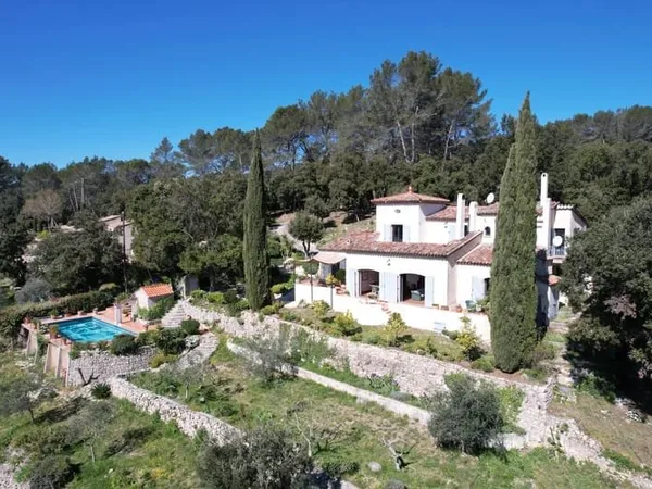 Propriété d'exception avec vue panoramique - Pignans