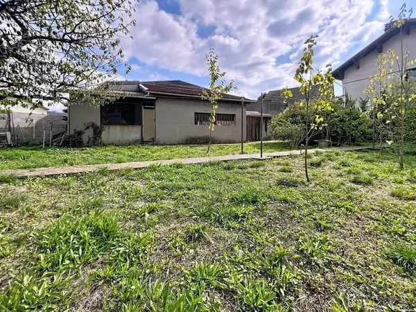 Terrain 342 m²