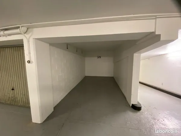 Box parking sécurisé