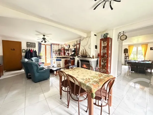 Maison 9 pièces 182 m²