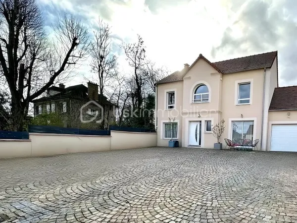 Maison 6 pièces 143 m²
