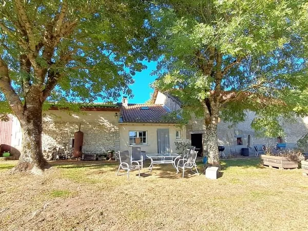 Maison 6 pièces 226 m²