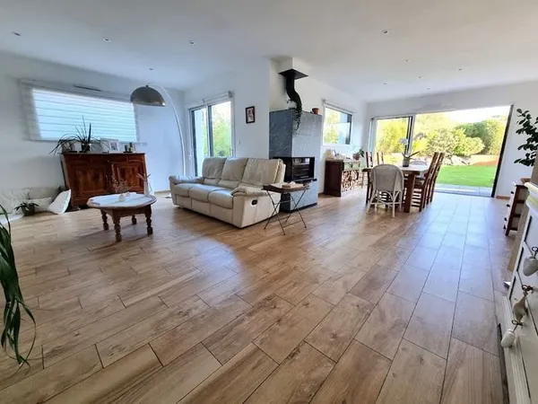 Villa 7 pièces 174 m²