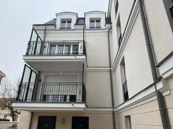 Loue T2 - 42m² - Suresnes 92150
