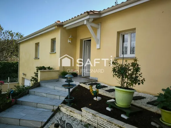 Magnifique maison de 2001 en excellent état à Royan