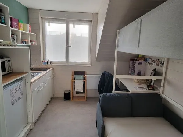 Chambre de 9m2 meublée centre de Rennes