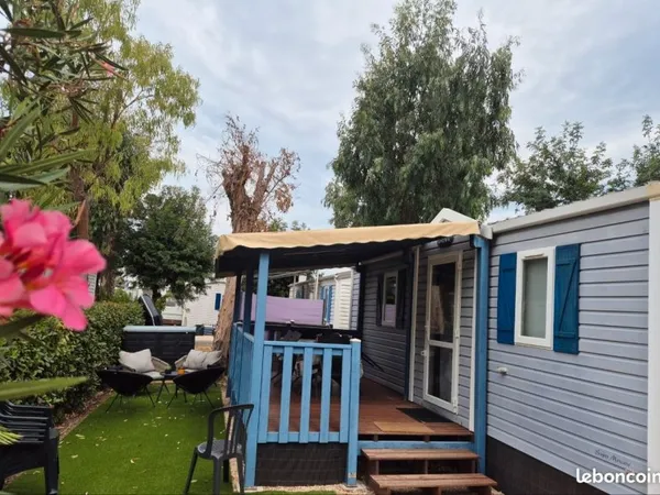 Mobil-home au bord de mer camping Les Pins Maritimes 4 étoiles, loyer 2026 payé