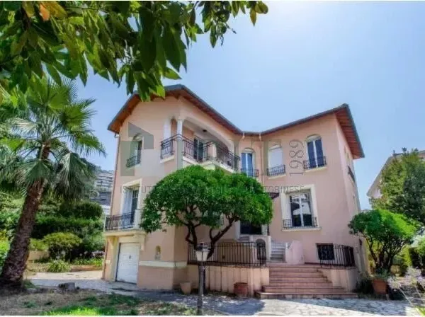 NICE LE PORT - Maison Bourgeoise