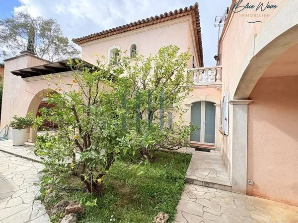 Villa 6 pièces 175 m²
