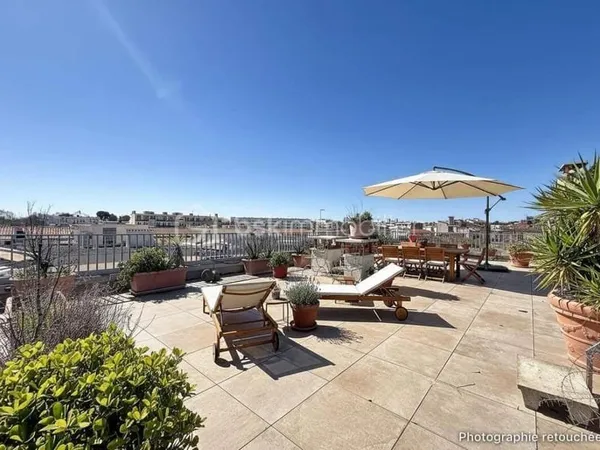 Appartement 6 pièces 190 m²