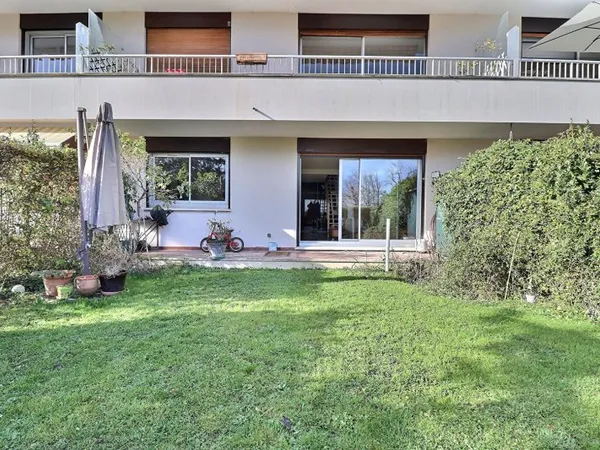 Magnifique appartement de 91 m2 avec jardin privatif 85m2