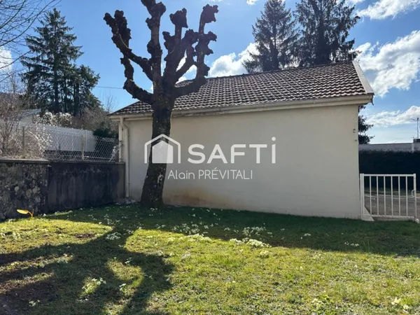 Possibilité de transformer en habitation, 90 m² de surface utile