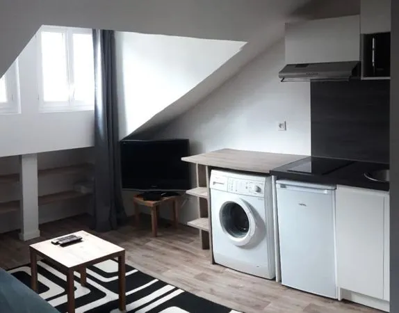 Studio meublé 20m2 à louer