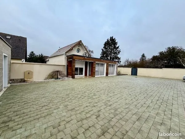 Charmante maison a bennecourt