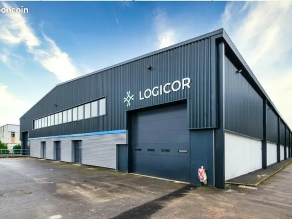 ENTREPOT - LOGISTIQUE 2504 m² LE BLANC-MESNIL