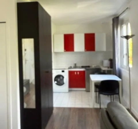 A louer studio de 25 m2 au coeur du Vésinet