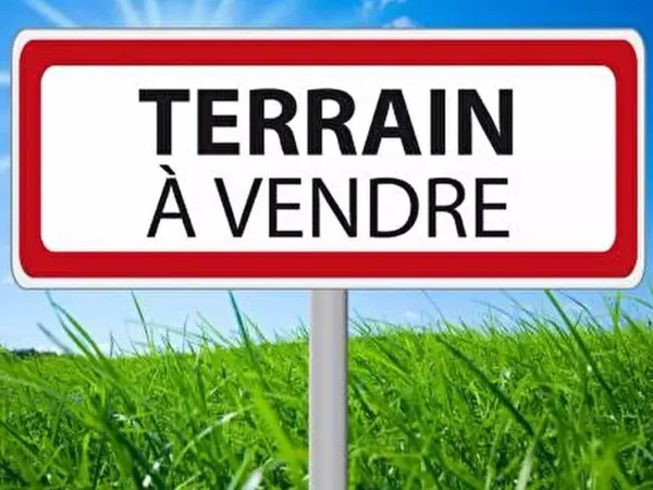 Terrain 1279 m²