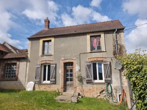 Maison à rénover proche Gallardon proche 2 chambres 1 100 m2 jardin