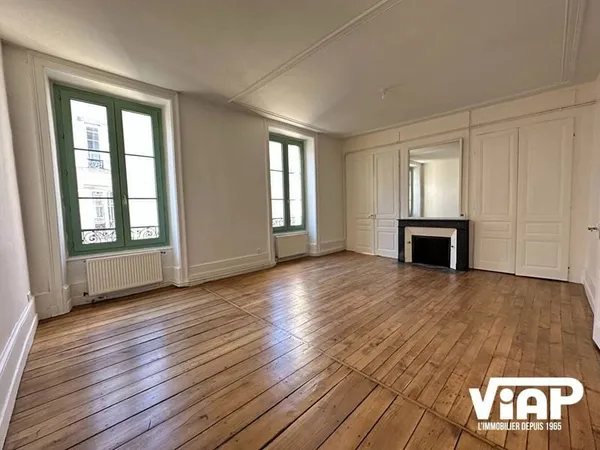 Appartement 2 pièces 61 m²