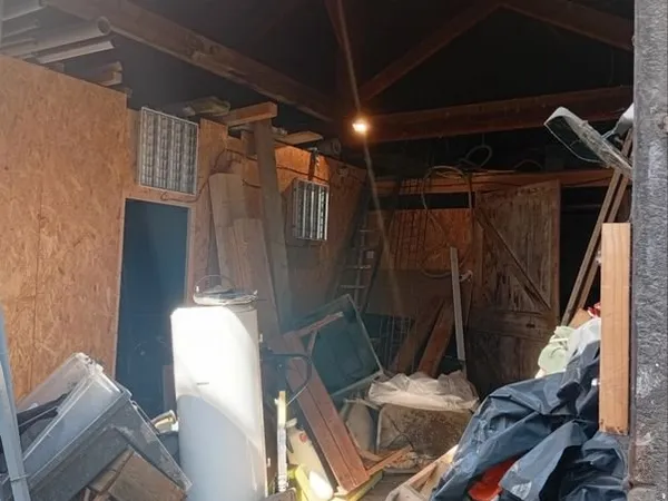 Garage/ atelier/ entrepôt