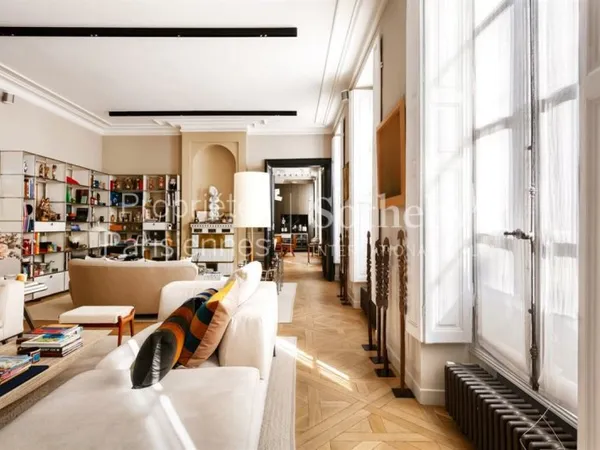 Paris 7e - Elégant appartement de réception et familial rénové par architecte