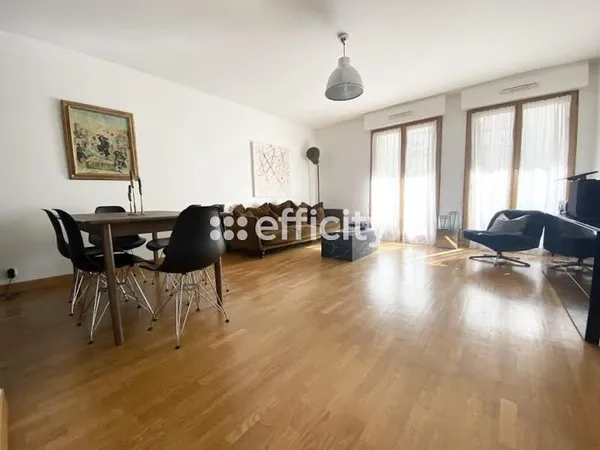 Appartement 4 pièces 96 m²