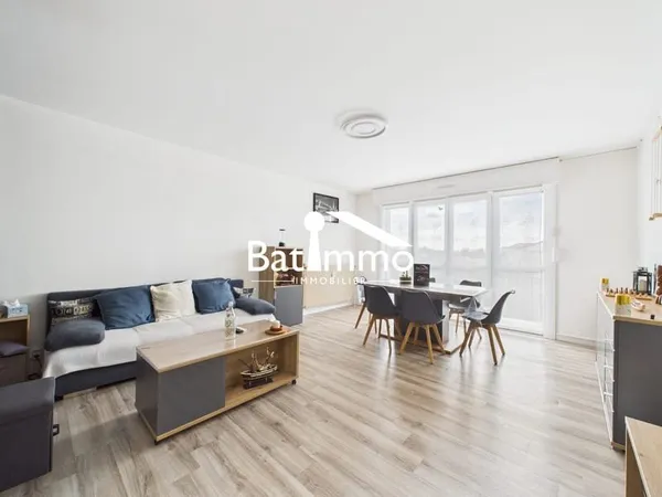 Spacieux appartement avec une belle vue dégagée