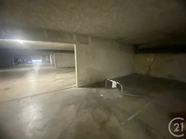 Parking 15 m²