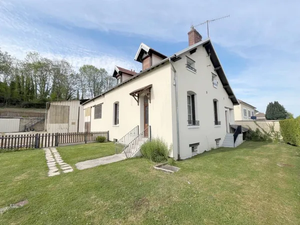 Maison 8 pièces 165 m²