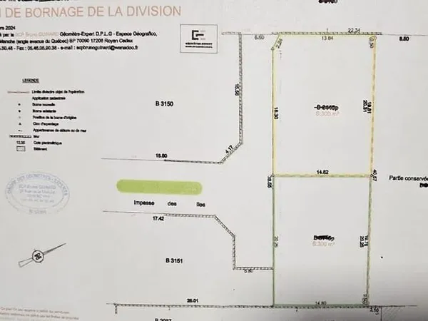 Terrain 300 m²